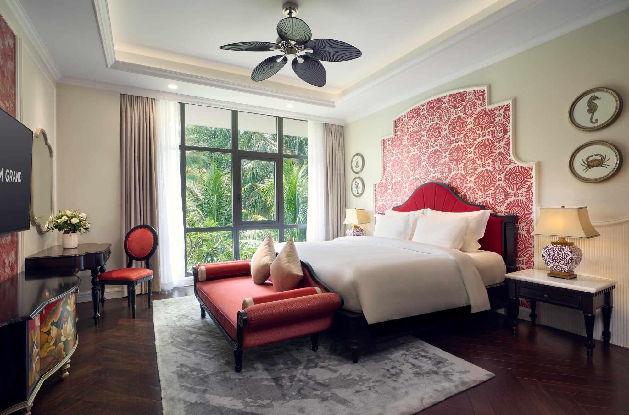 6-Bedroom President Beachfront Villa