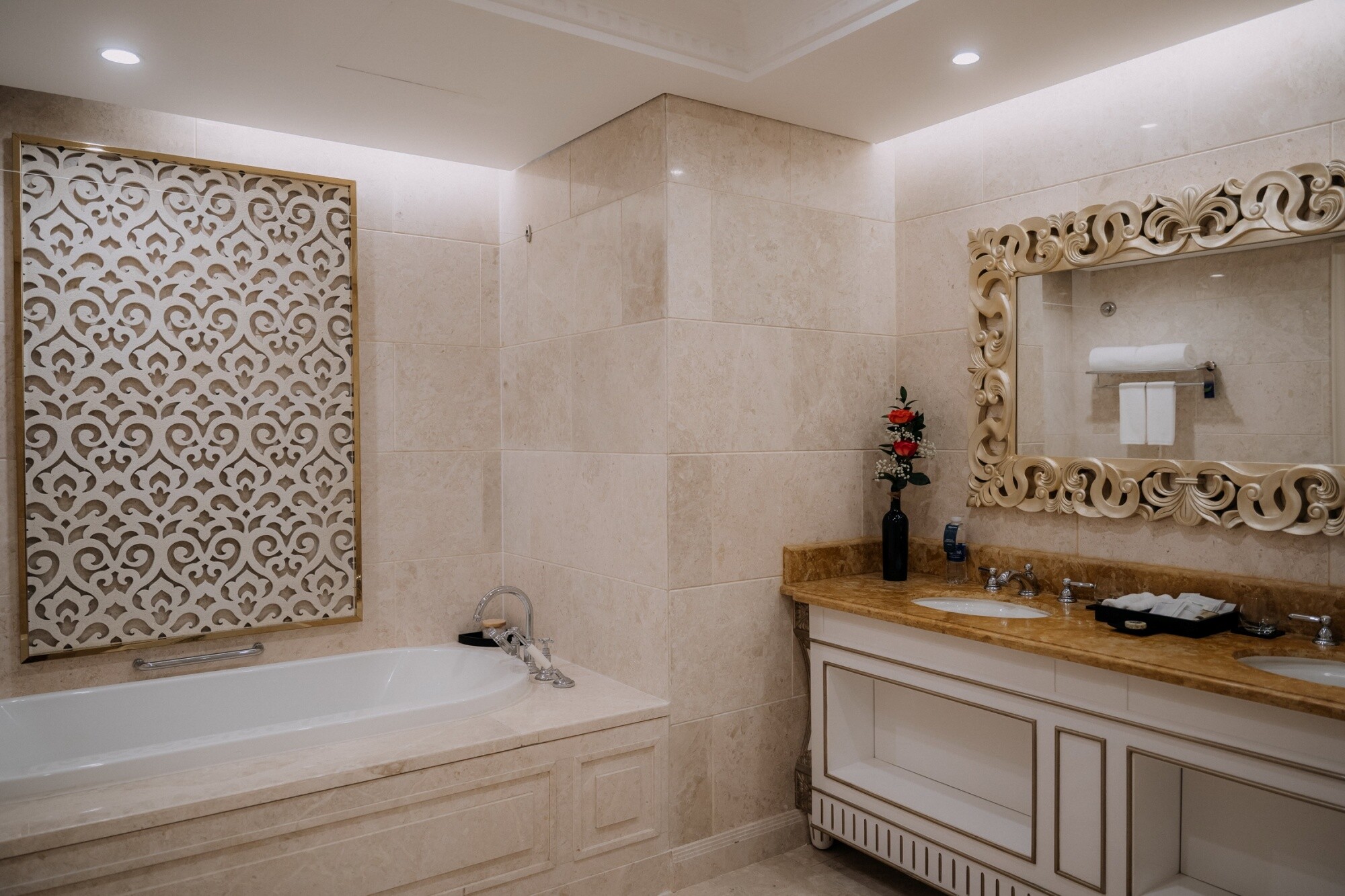 Deluxe Suite Ocean View